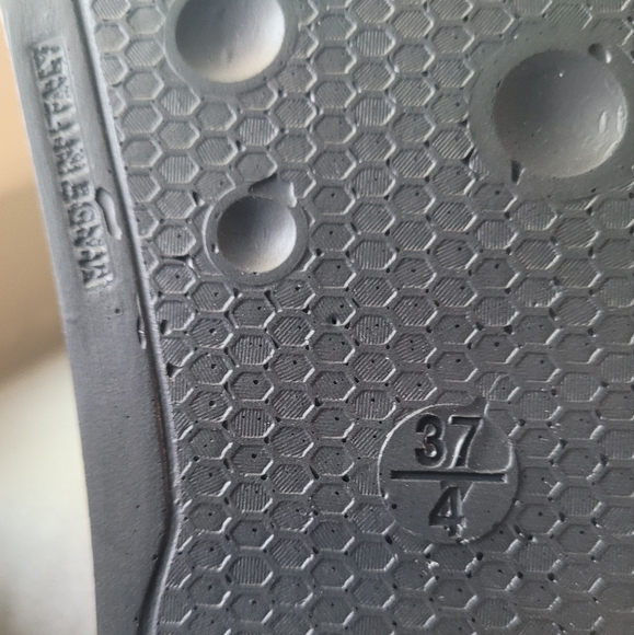 Valentino Slides. I just bought this in PM but a lil big for me.But this is new. - Picture 8 of 9